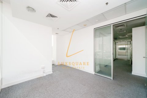 341m² Office in Sheikh Zayed Road, UAE No. 220205 22