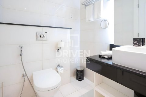 Studio Apartment in Capital Bay, UAE No. 211928 8