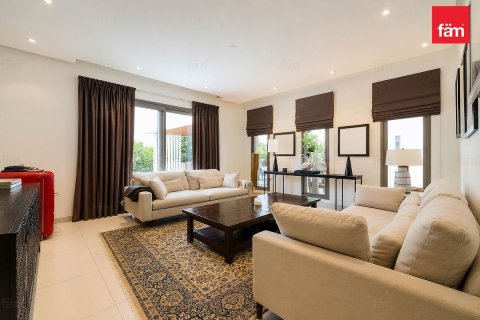 6 غرفة نوم فيلا في Al Furjan, الإمارات العربية المتحدة رقم 203318 3
