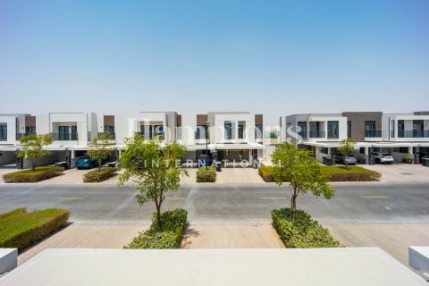 3 bedrooms Townhouse in Dubai South (Dubai World Central), UAE No. 219225 7
