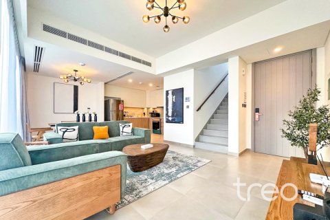 3 bedrooms Townhouse in The Valley, UAE No. 220935 3