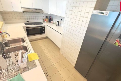 Appartement de 2 chambres à Dubai, UAE No. 219981 8