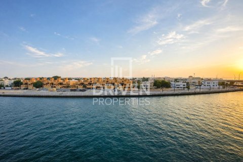 3 bedrooms Apartment in Jumeirah, UAE No. 223065 15