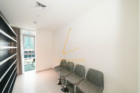3 bedrooms Apartment in Al Wasl, UAE No. 220209 19