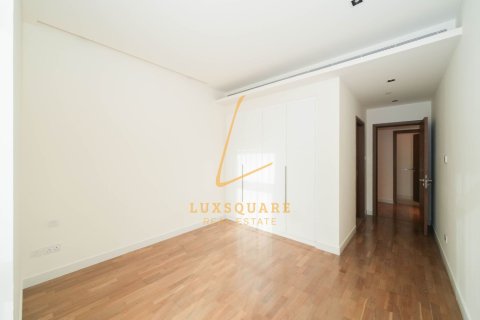 3 bedrooms Apartment in Al Wasl, UAE No. 220209 17