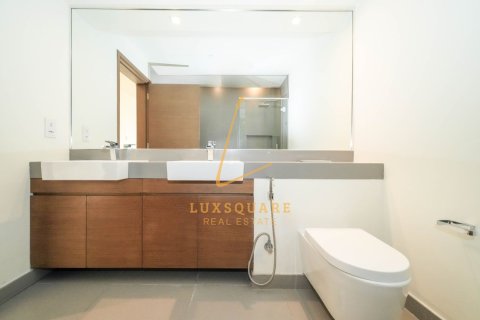3 bedrooms Apartment in Al Wasl, UAE No. 220209 13