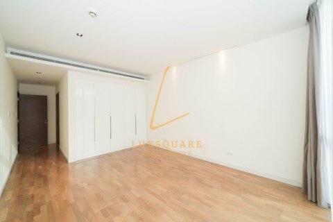 3 bedrooms Apartment in Al Wasl, UAE No. 220209 10