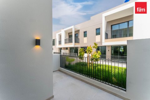 3 bedrooms Villa in Dubai, UAE No. 213353 10