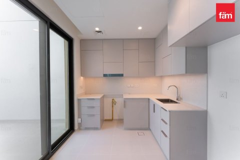 3 bedrooms Villa in Dubai, UAE No. 213353 6