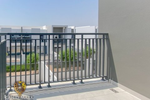 Villa de 3 dormitorios en Dubai Land, UAE No. 33134 12
