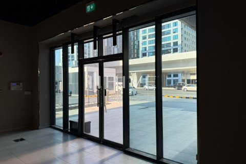 Shop de 254.9m² en SOL Bay, UAE No. 46520 3