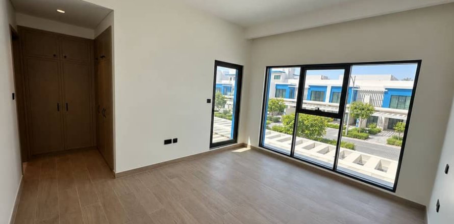 Townhouse de 4 chambres à Dubai, UAE No. 220022