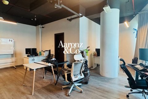 61m² Office in Business Bay, UAE No. 163370 10