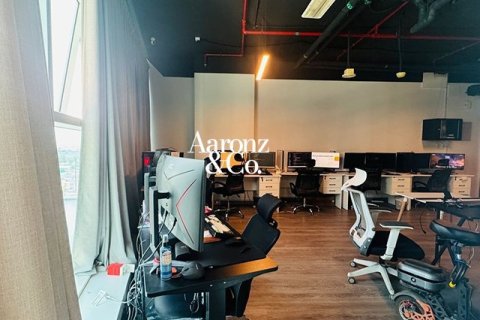 61m² Office in Business Bay, UAE No. 163370 8