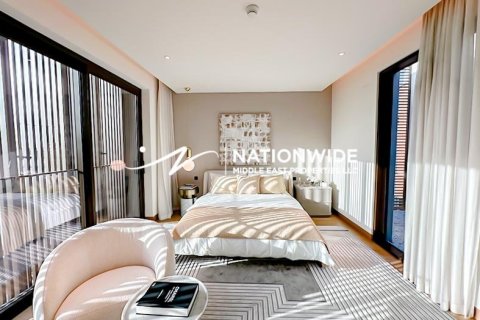 Villa de 5 dormitorios en Abu Dhabi, UAE No. 75850 16