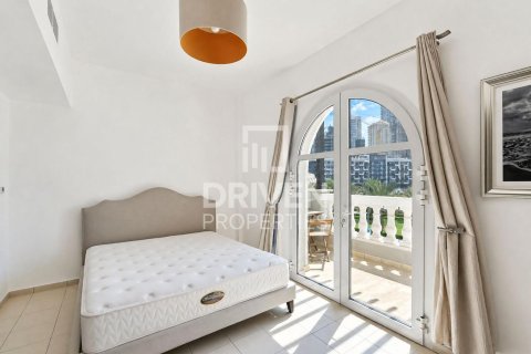 Villa de 4 chambres à District 15, UAE No. 221491 11