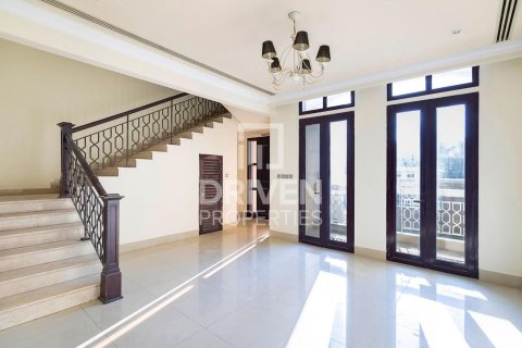 Townhouse de 4 chambres à District 10, UAE No. 211647 11