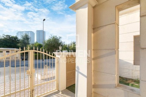 Townhouse de 4 chambres à District 10, UAE No. 211647 23