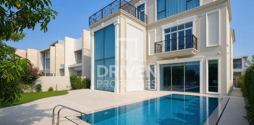Villa de 5 dormitorios en Jumeirah Park, UAE No. 222944