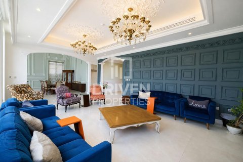 Villa de 5 dormitorios en Jumeirah Park, UAE No. 222944 10