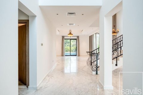 4 bedrooms Villa in Cluster 46, UAE No. 201002 18