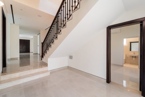 6 bedrooms Villa in Dubai, UAE No. 217147 10