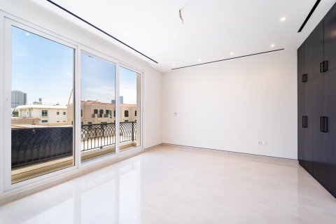 6 bedrooms Villa in Dubai, UAE No. 217147 18