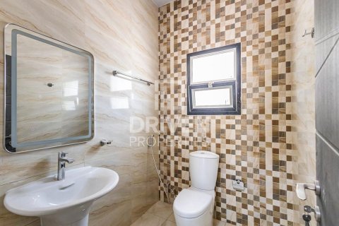 Villa de 5 dormitorios en Nadd Al Sheba, UAE No. 204766 18