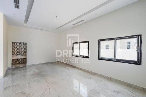 Villa de 5 dormitorios en Nadd Al Sheba, UAE No. 204766 6
