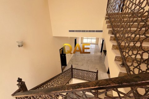 Villa de 7 chambres à Dubai, UAE No. 52036 21