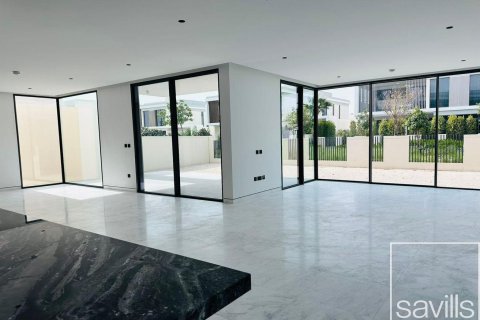 5 bedrooms Villa in Harmony, UAE No. 211100 4