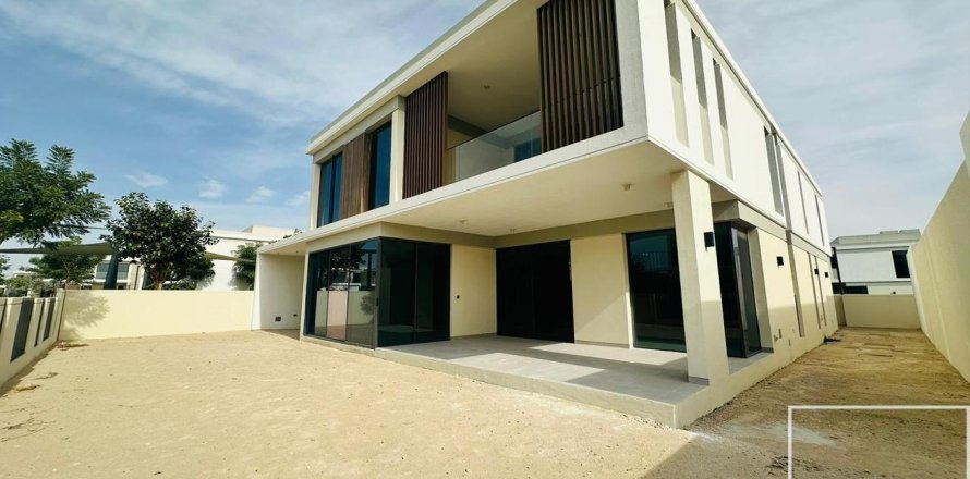 5 bedrooms Villa in Harmony, UAE No. 211100