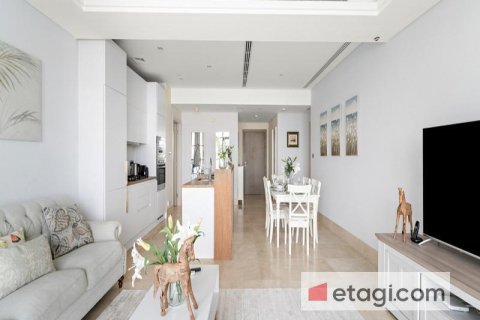3 bedrooms Apartment in The Crescent, UAE No. 48041 12