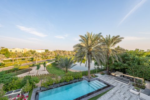 4 غرف نوم فيلا في Jumeirah Islands, الإمارات العربية المتحدة رقم 218776 6