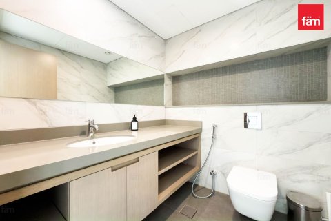 Apartment de 3 dormitorios en Al Satwa, UAE No. 205145 8