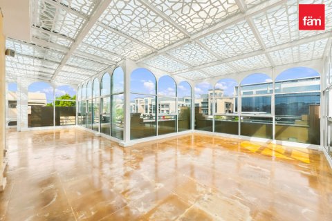 1393.5m² Office in Umm Suqeim, UAE No. 203085 27