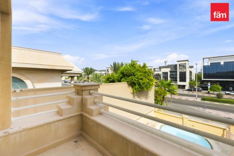 1393.5m² Office in Umm Suqeim, UAE No. 203085 20