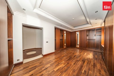 1393.5m² Office in Umm Suqeim, UAE No. 203085 31