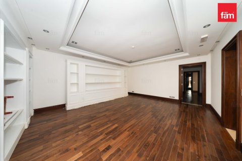 1393.5m² Office in Umm Suqeim, UAE No. 203085 12