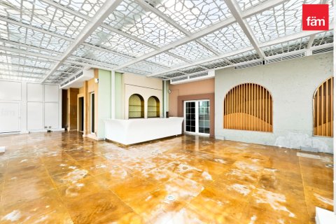 1393.5m² Office in Umm Suqeim, UAE No. 203085 25