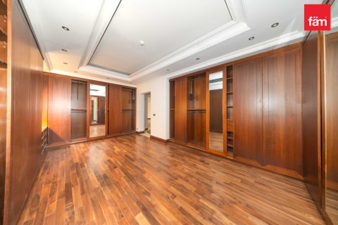 1393.5m² Office in Umm Suqeim, UAE No. 203085 8