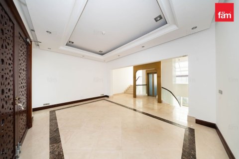 1393.5m² Office in Umm Suqeim, UAE No. 203085 9