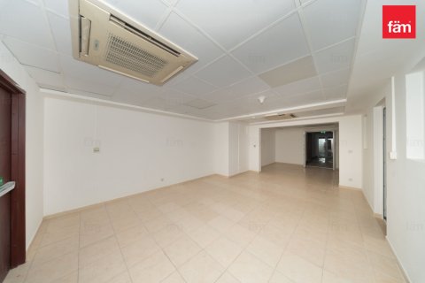 1393.5m² Office in Umm Suqeim, UAE No. 203085 10