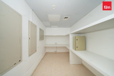 1393.5m² Office in Umm Suqeim, UAE No. 203085 28