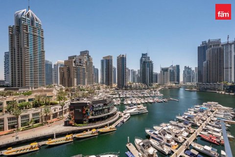 Appartement de 4 chambres à Dubai Marina, UAE No. 221977 3