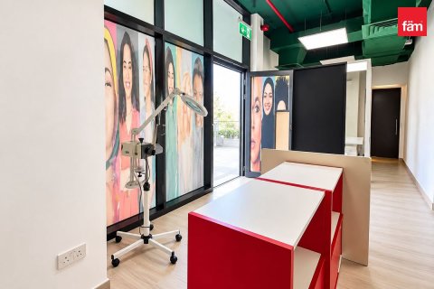 Shop de 58.9m² en Dubai, UAE No. 223781 5