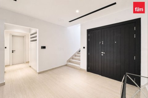 2 bedrooms Townhouse in Dubai, UAE No. 167213 12