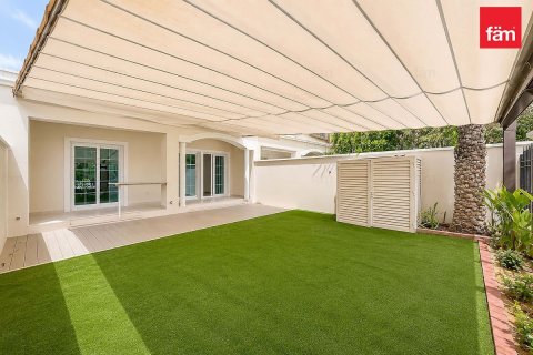 2 bedrooms Townhouse in Dubai, UAE No. 167213 3