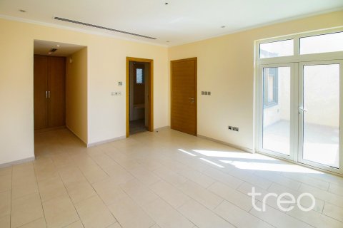 3 bedrooms Villa in Regional, UAE No. 220788 10