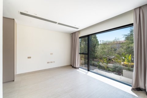 5 bedrooms Villa in Jumeirah Village Triangle, UAE No. 161046 16